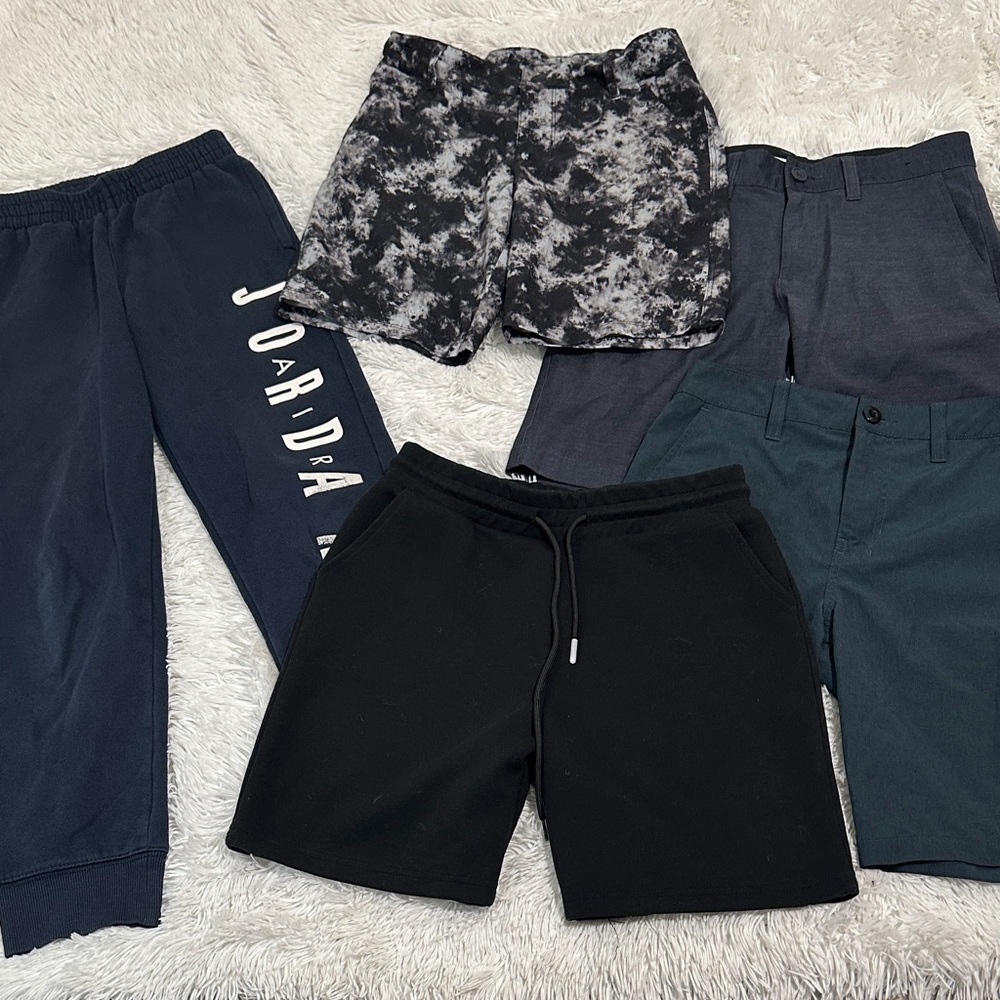 🎒 Bundle of 5 Boys Shorts/Jogger Size 10/12
